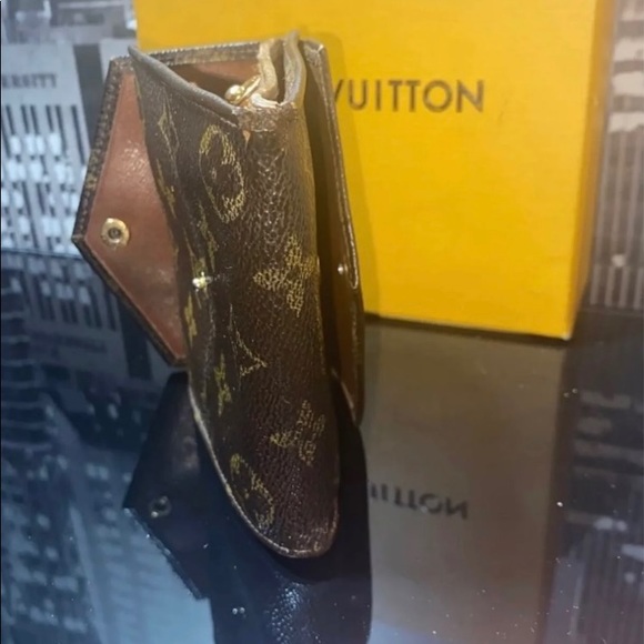 Authentic Louis Vuitton Monogram Elise Wallet - Picture 12 of 12